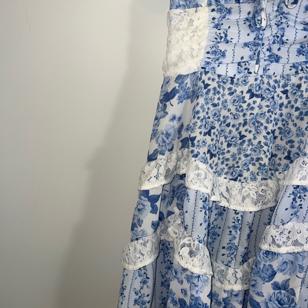 Altar'd state Aderny Floral Mini Dress Floral Blue and White Dress small - Picture 6 of 16